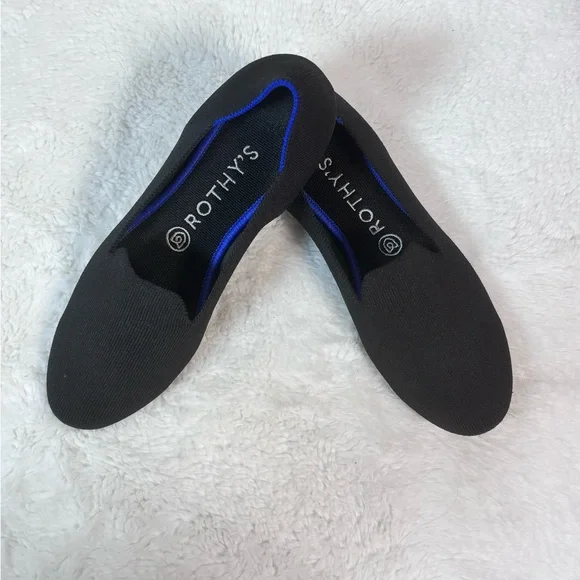 Rothy's Black Flats Comfortable Slip-On 🖤 - Picture 2 of 7